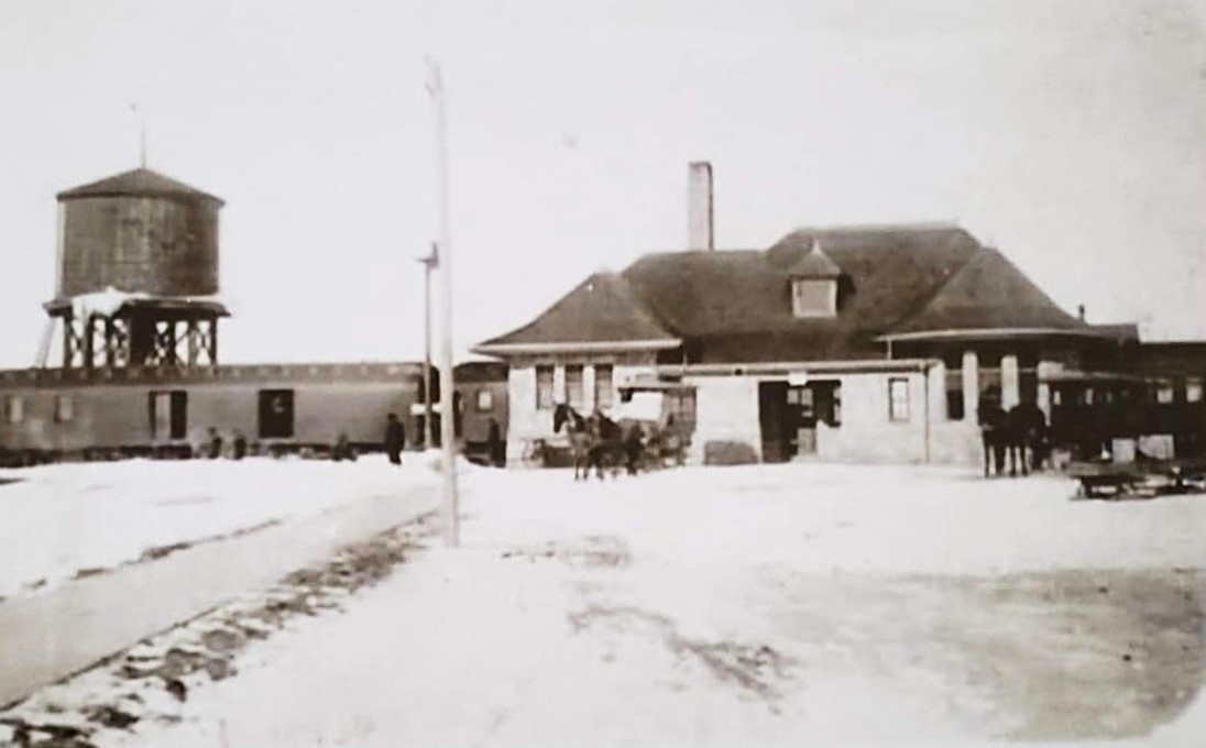 Harrisville Depot and train