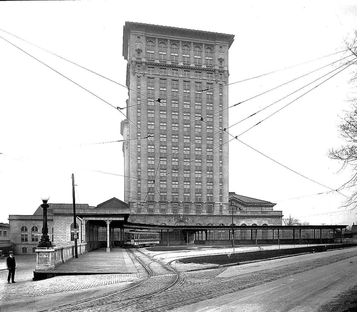 MC Station Street Car