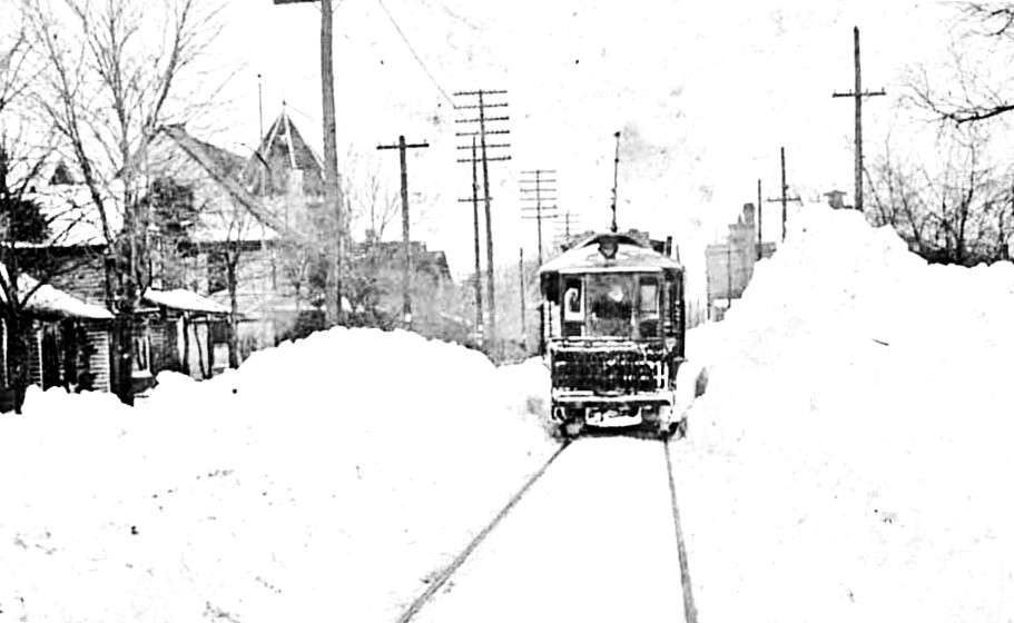 Menominee Street cars